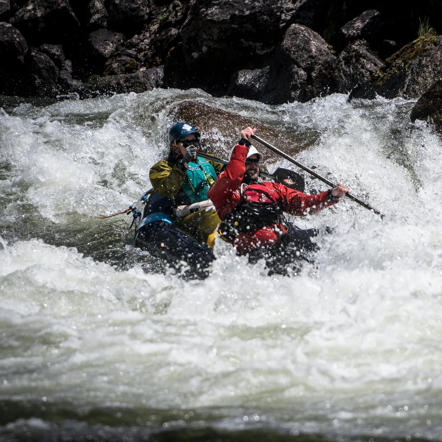 Aqua-Bound Shred Apart Carbon 4-Piece Packraft Paddle